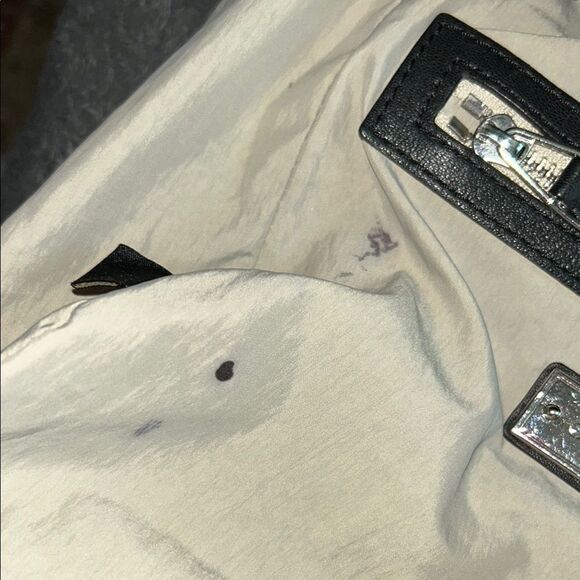 Olivia Harris Black Leather Duffel Bag with Modern Chain-Link Design - Picture 15 of 16